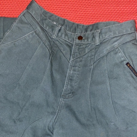 Vintage Rockies contemporary collection - Picture 2 of 4